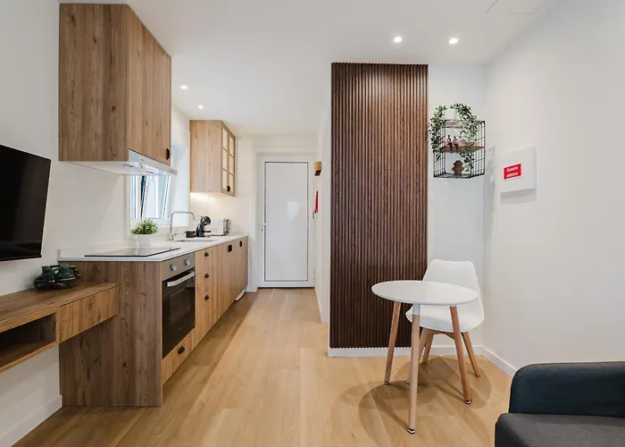 Povoa By Pomerania * 波瓦－迪瓦尔津